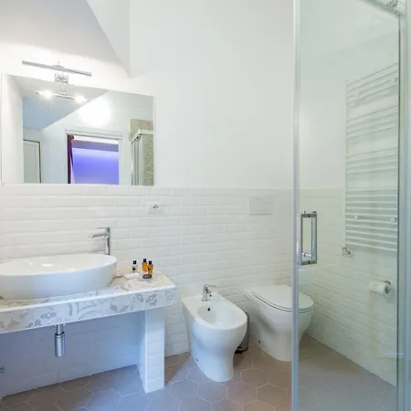 Magenta Luxury Argentina Roma
